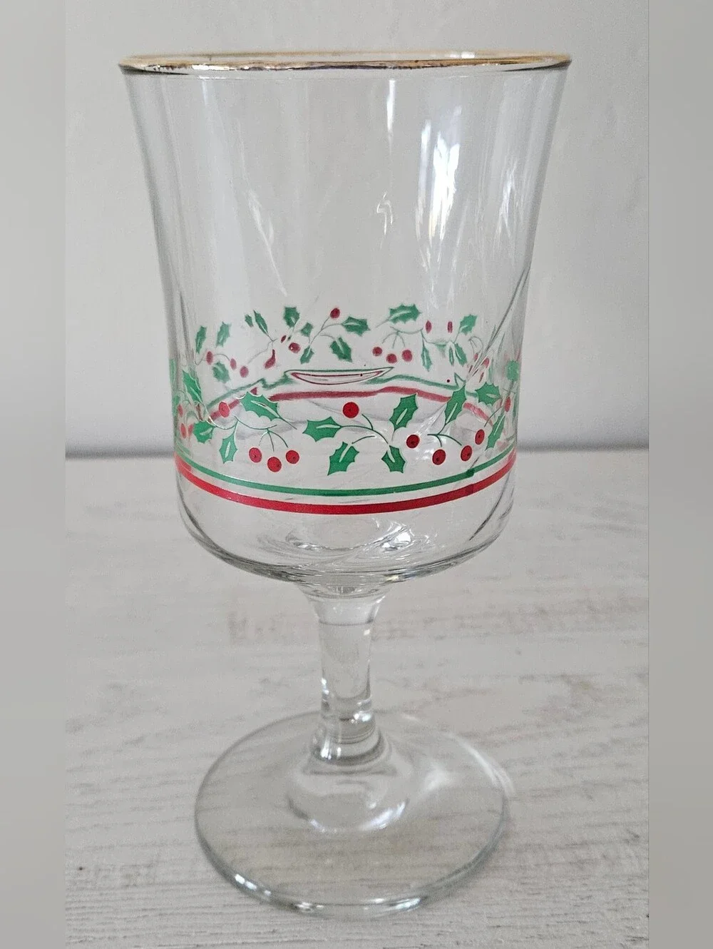 Libbey Holly Berry Gold Rim Water Wine Goblet Glasses Christmas Set Of 4